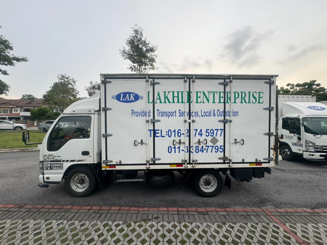 1 TON Extended Tailgate Truck